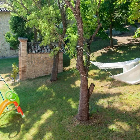 Дом отдыха Il Poggio, Casa Pietra Умбертиде
