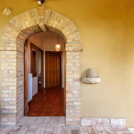 Il Poggio, Casa Pietra Umbertide