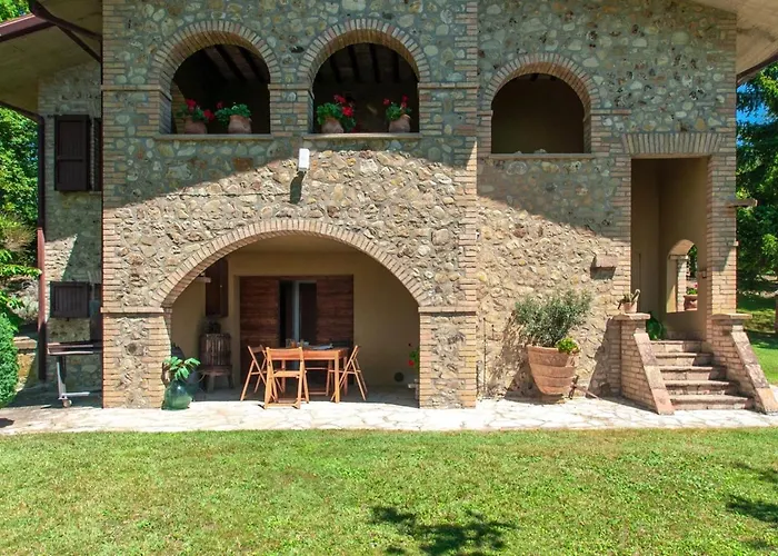 Il Poggio, Casa Pietra Casa de Férias