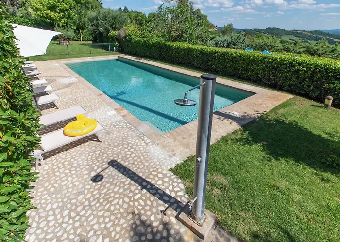 Il Poggio, Casa Pietra Casa de Férias *